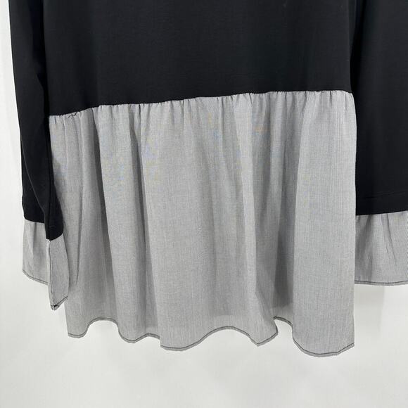 NWT Ann Taylor LOFT Black Gray Colorblock Crew Neck Faux Layered Top Size Medium - Picture 7 of 10